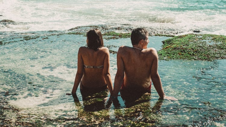 Warum es im Urlaub oft in der Partnerschaft kriselt