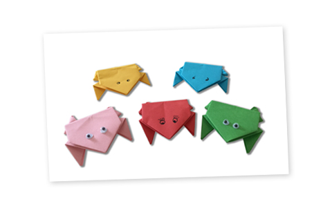 Zusammen daheim: Bastelanleitung für bunte Springfrösche | Offizieller