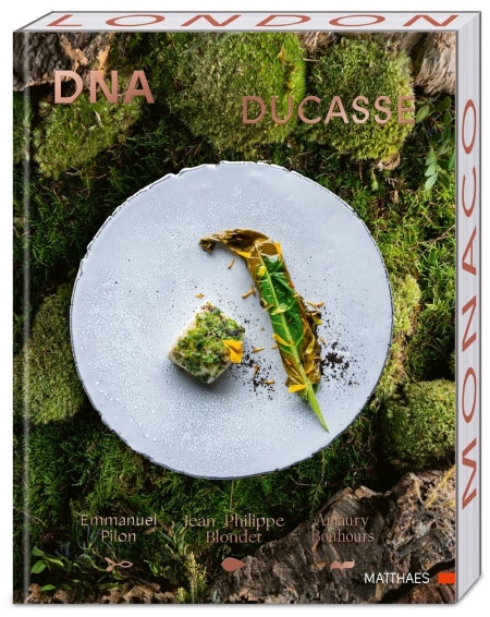 Coverbild DNA DUCASSE von Alain Ducasse, Annika Genning, Emmanuel Pilon, Jean-Philippe Blondet, Amaury Bouhours, 9783985410835