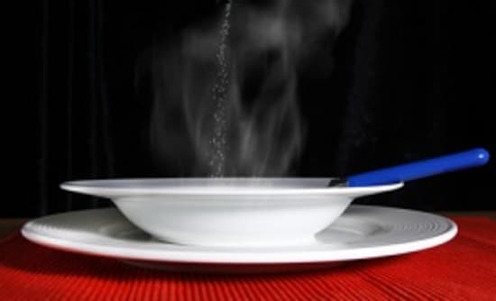 Fertigsuppen aromatisiert und mit peppiger Würze