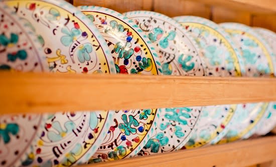 Schwermetalle aus Geschirr