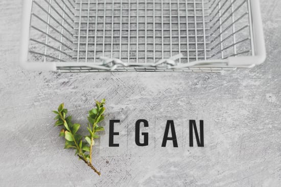 Ist „100 Prozent pflanzlich“ dasselbe wie vegan?