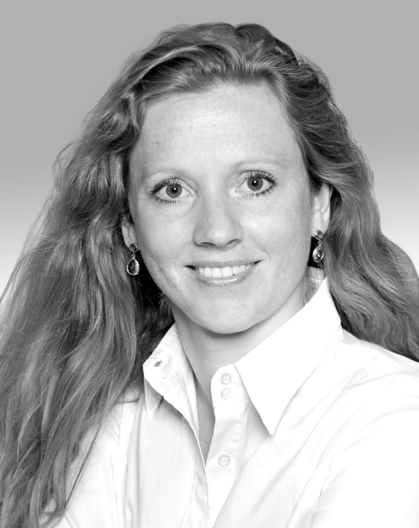 Dr. Lisa Feuerhake