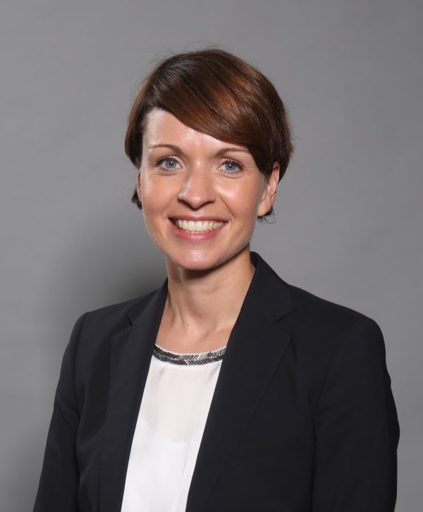 Dr. Anne Hiller