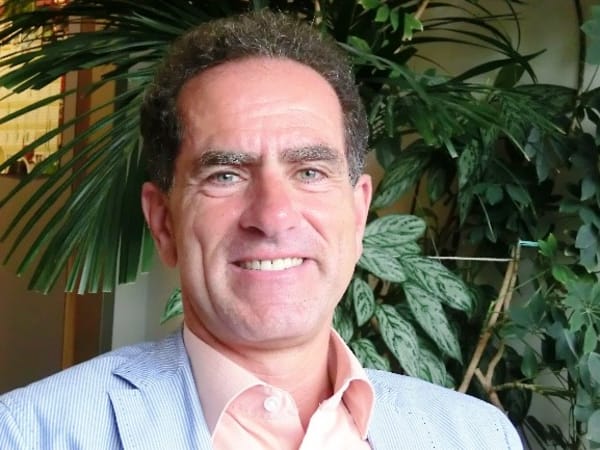 Dr. Ralph Kombal