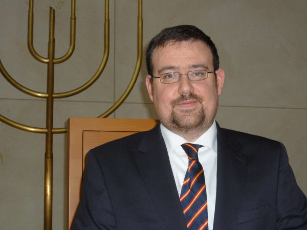 Rabbiner Elias Dray