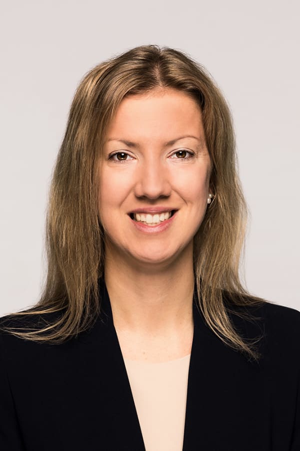 Stefanie Sabet