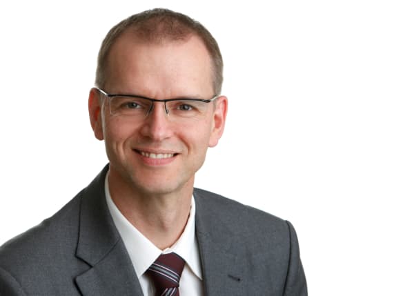 Dr. Thomas Hartmann