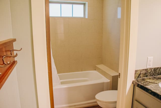 25-woods-cabins-89_lotro2