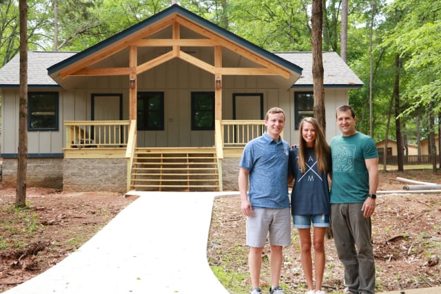 Bluffs-Cabin-Staff-3_bdz7oy_kqrqmi