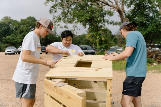 FishFish_Tues_8_sav39h