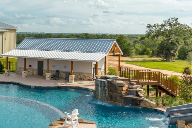 Ridge%2FOvernightCamp-Ridge-Facilities-Pool-Tall