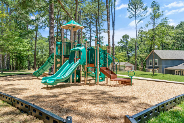 Woods%2F19Renovations%2FFamilyCamp-Woods-Facilities-CoveKids-Exterior-Playground2