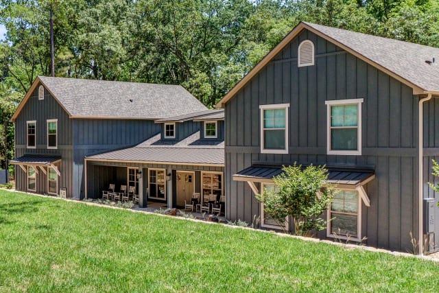 Woods%2F19Renovations%2FFamilyCamp-Woods-Facilities-Exterior-OakGrove-Azalea-Tall