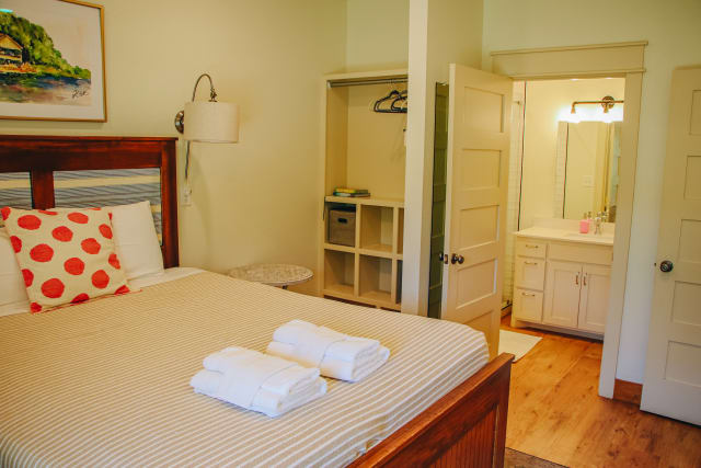 Woods%2F25-woods-cabins-36