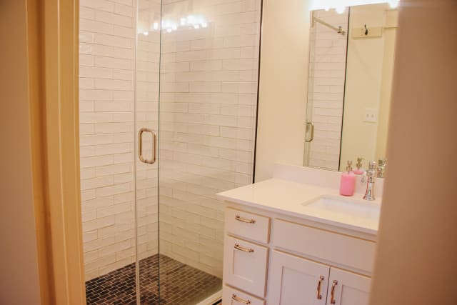 Woods%2F25-woods-cabins-38