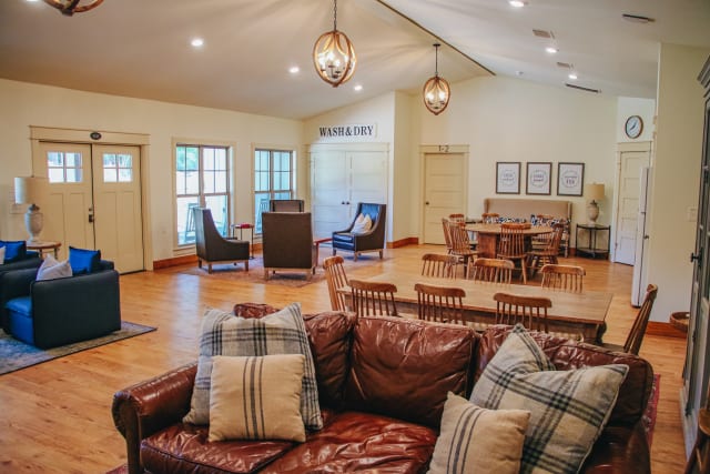 Woods%2F25-woods-cabins-55