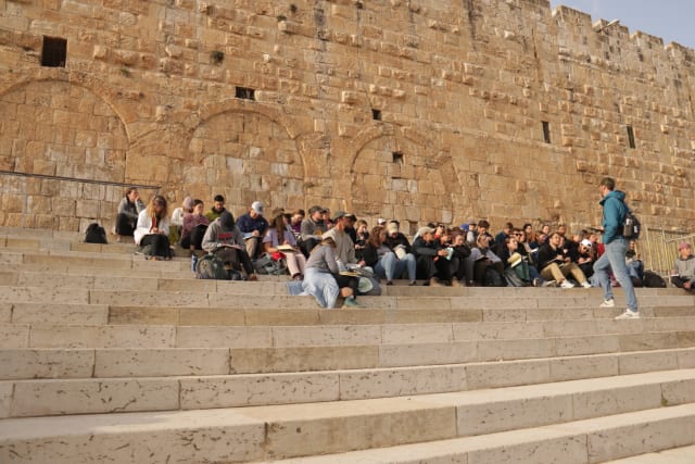 blog%2F22Israel-templesteps