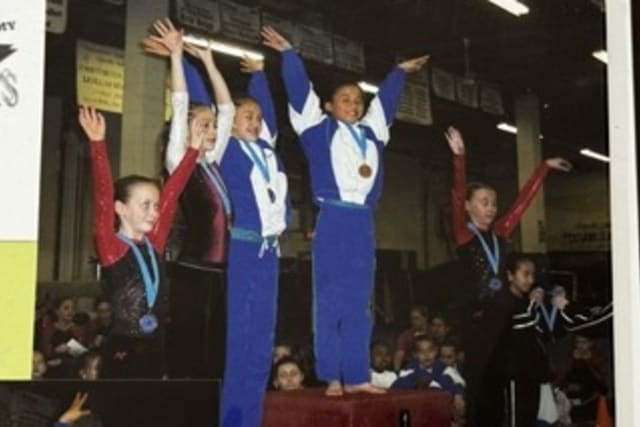 gymnastics_Small_ku5opd