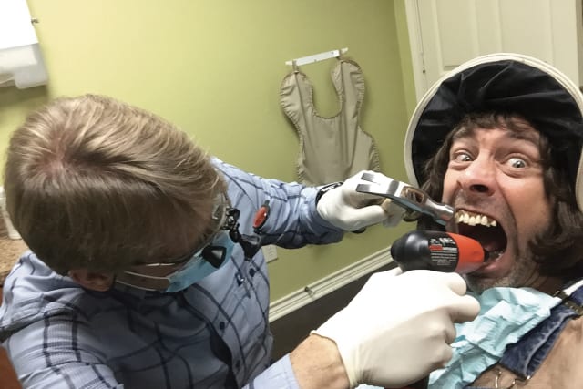 Paul Pusspocket looks frightened at the Dentist