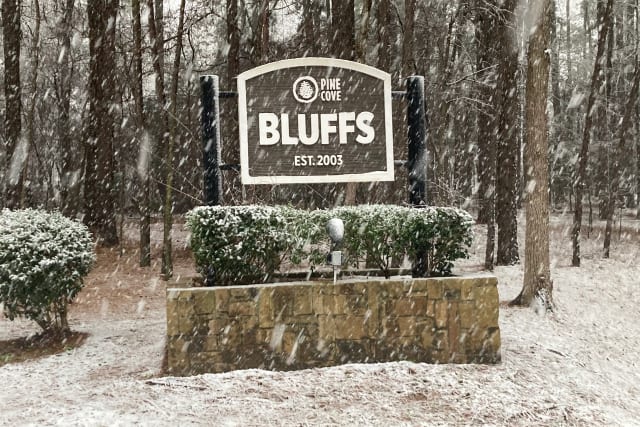 insidethecove%2Fsnow-day-bluffs-sign