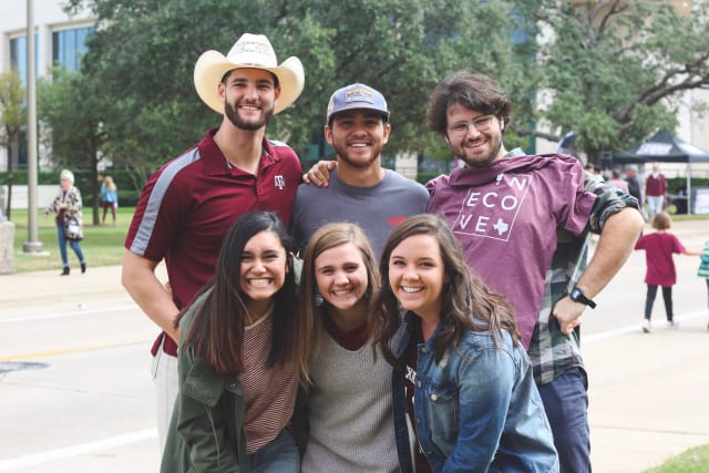 insidethecove%2Ftailgate_0116