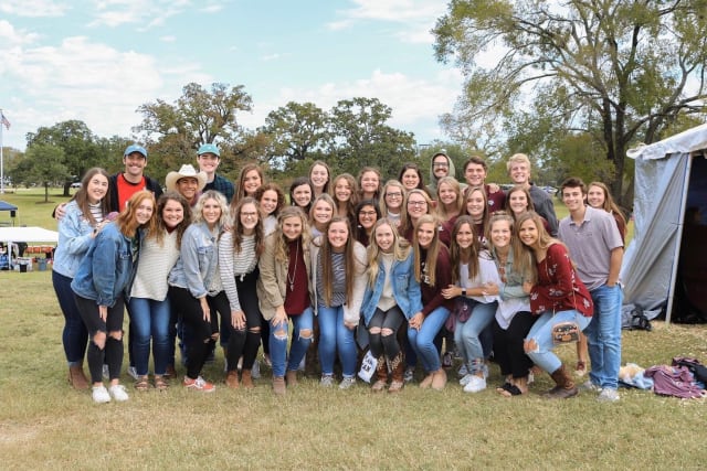 insidethecove%2Ftailgate_9718