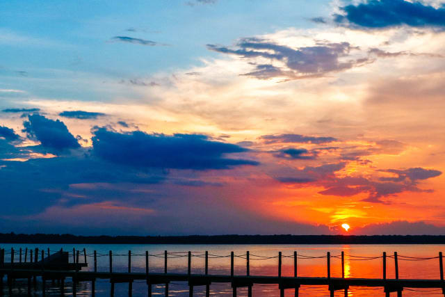 sunset on Lake Palestine