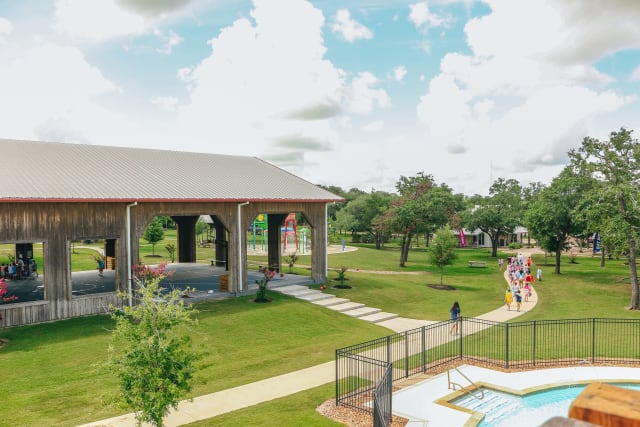 potd%2F20240626_230832-2K7A5581-mediaRole-Camp-staffCampName-label-rating5-41