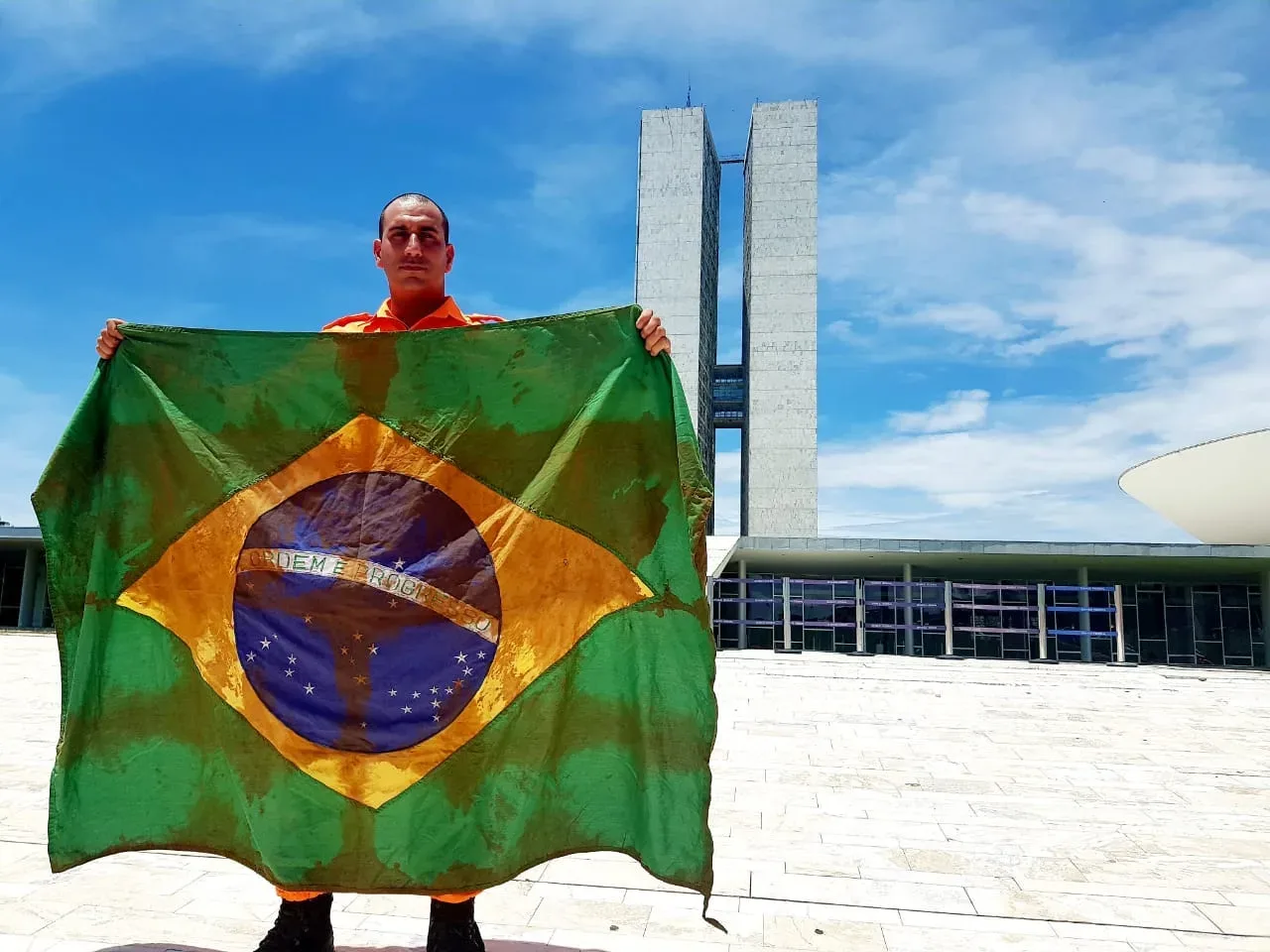 Você conhece a bandeira do Brasil?