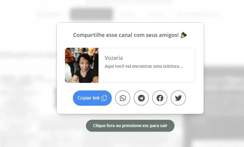 Depois de clicar, você escolhe a rede social que deseja compartilhar.