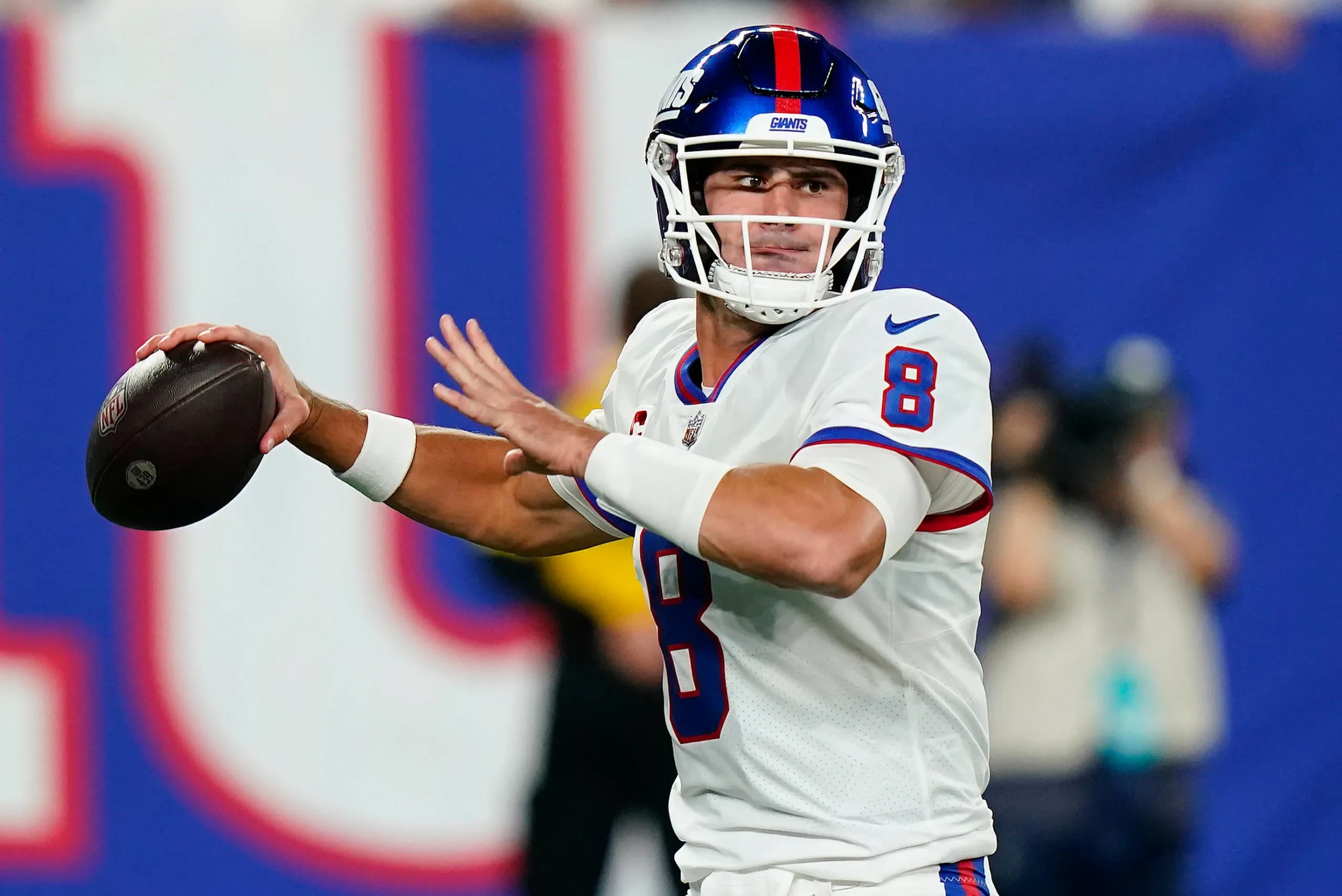 Contrato de Daniel Jones mostra que os Giants não aprenderam nada