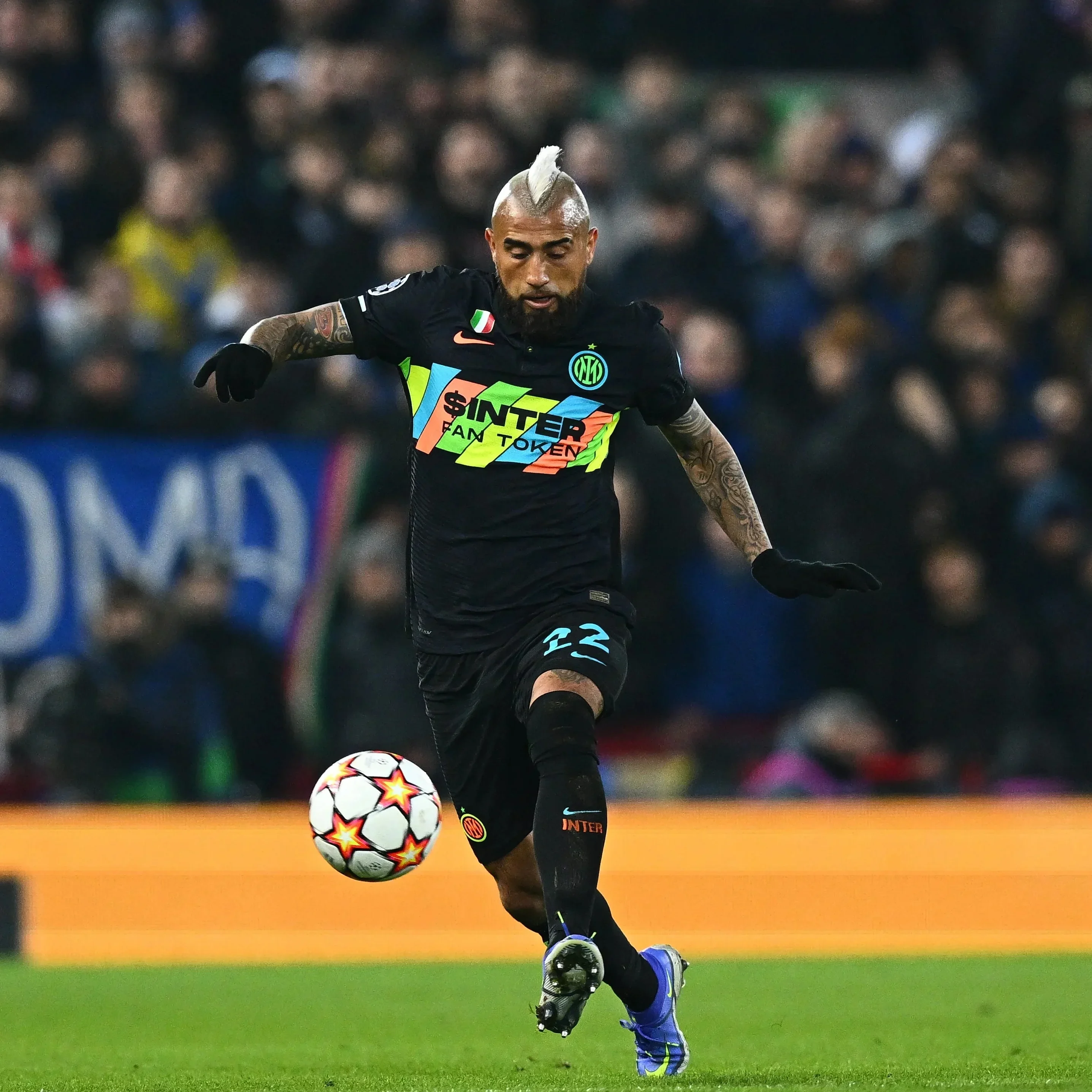 Arturo Vidal em ação pela Inter de Milão: brilho na Champions - Foto: Reprodução Twitter @Inter