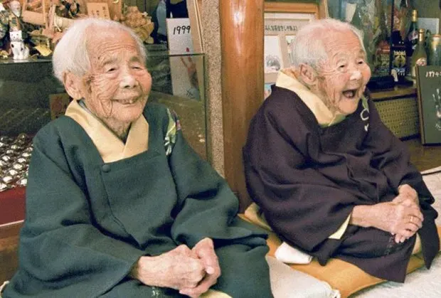 Idosos de Okinawa no Japão