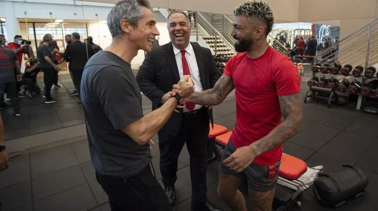 Paulo, Marcos Braz e Gabi. Primeiro dia do novo comandante no CT.