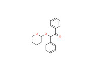 1,2-diphenyl-2-[(tetrahydro-2H-pyran-2-yl)oxy]ethan-1-one