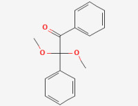 2,2-Dimethoxy-2-phenylacetophenone