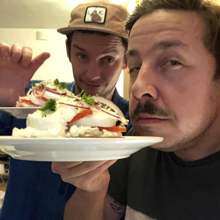 cover art for Macka 53: Chevè och mozzarella med tomat