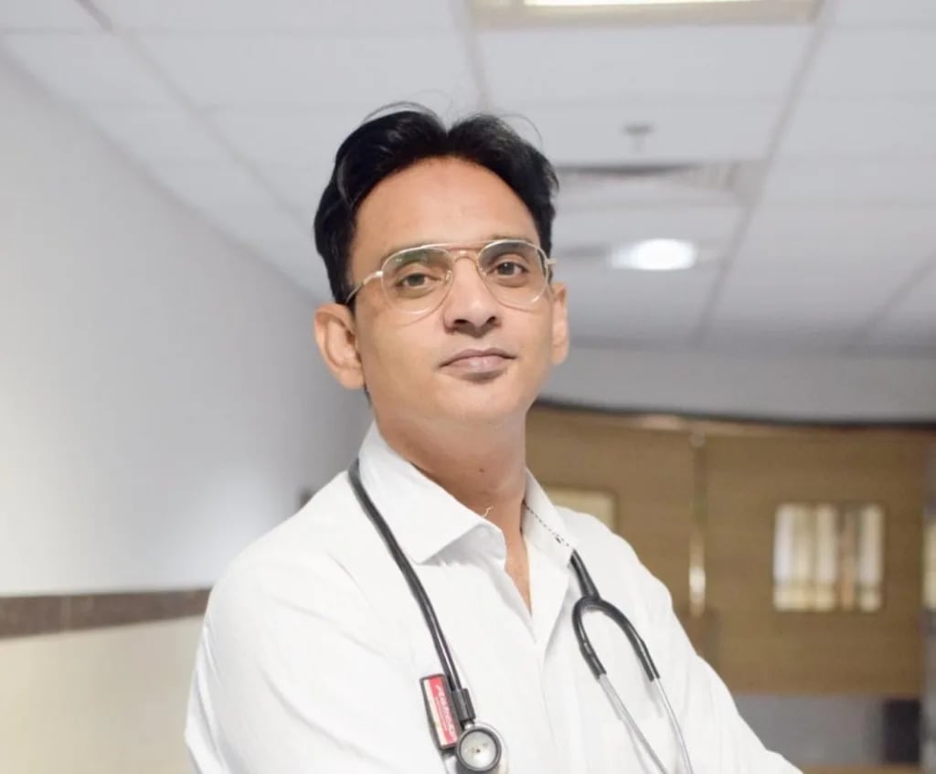 Dr Bhupender Singh — GFC hair consultation at Revive61 Faridabad