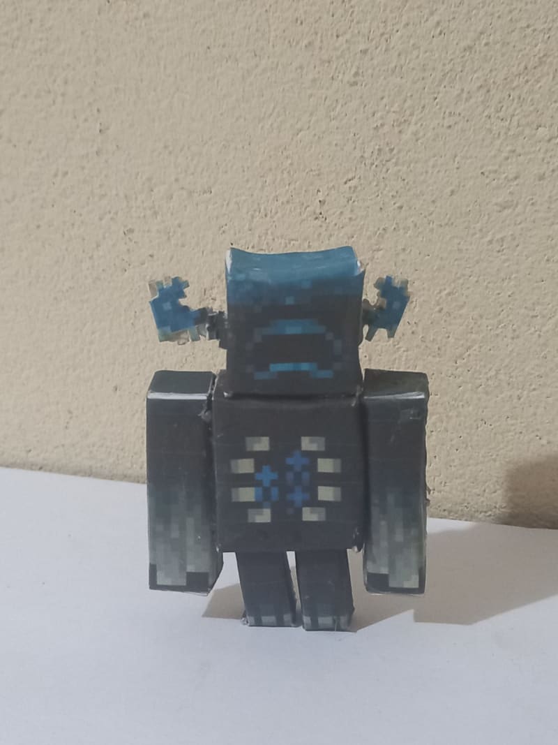 Pixel Papercraft - Bare bones warden