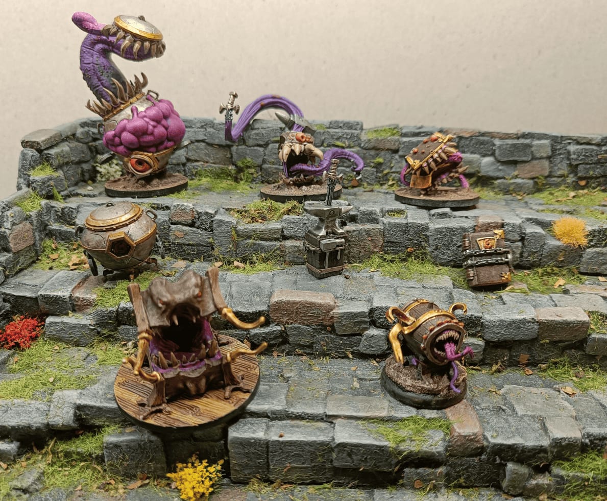 Mimics