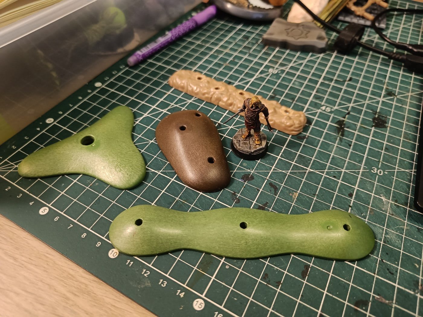Craft Log #4: Old Resin and Stubborn Plastic