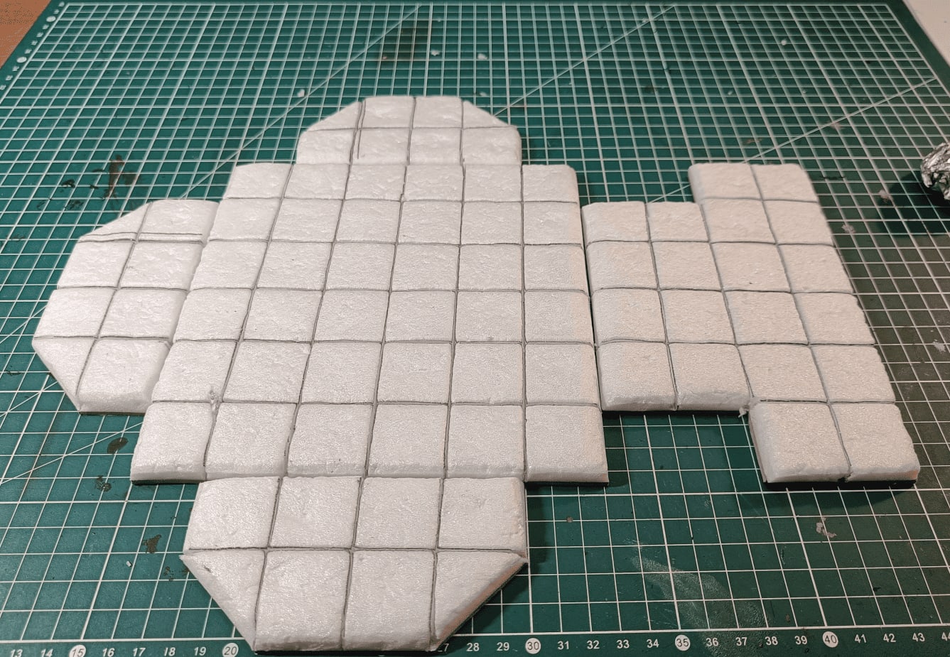 Aluminum foil ball texture rolled across all tiles