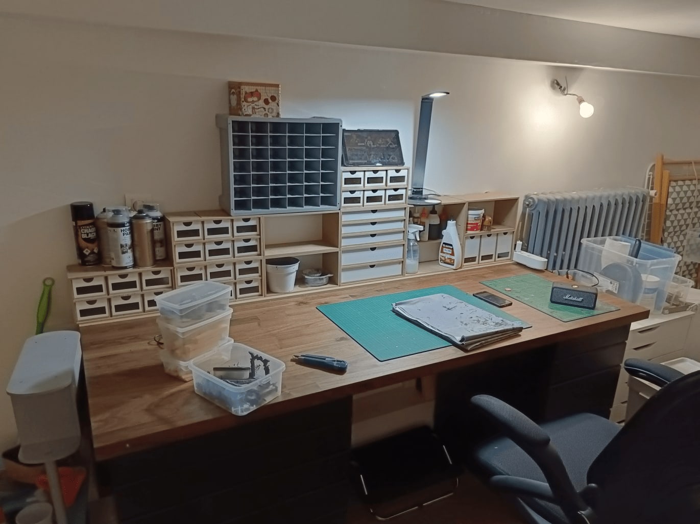 Modular magnetic storage boxes from Eastern Europe