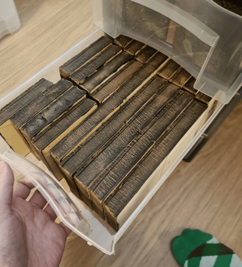 Wood floor tiles in various sizes for Zombicide house interiors