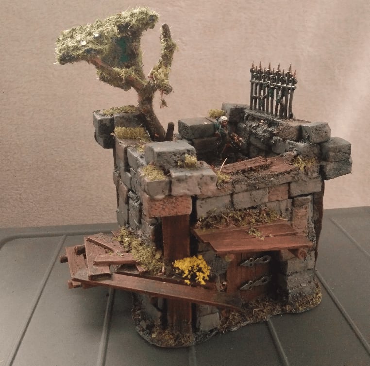 Abandoned guard post