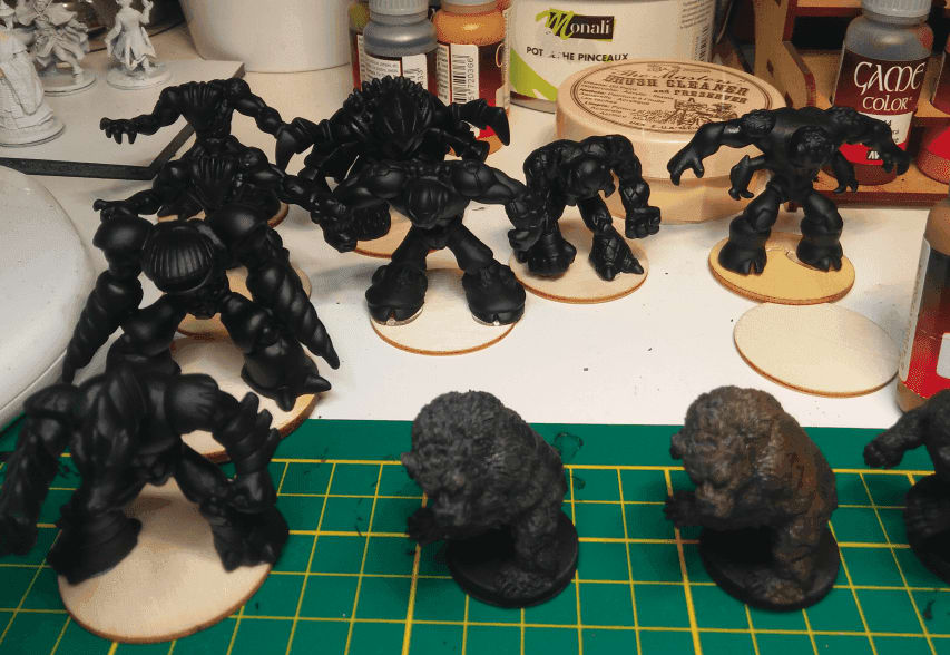 Gormiti painting practice