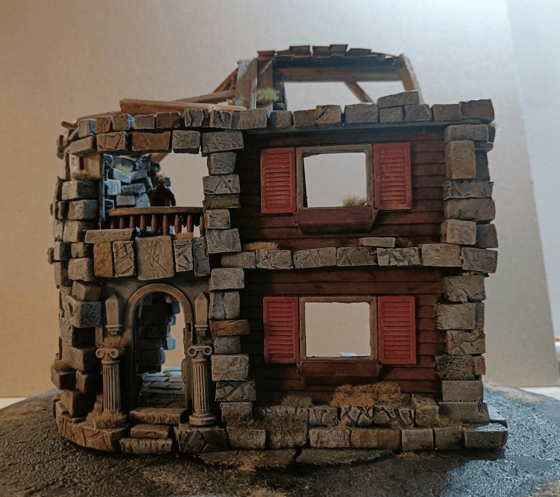 Hello Kitty Ruined House