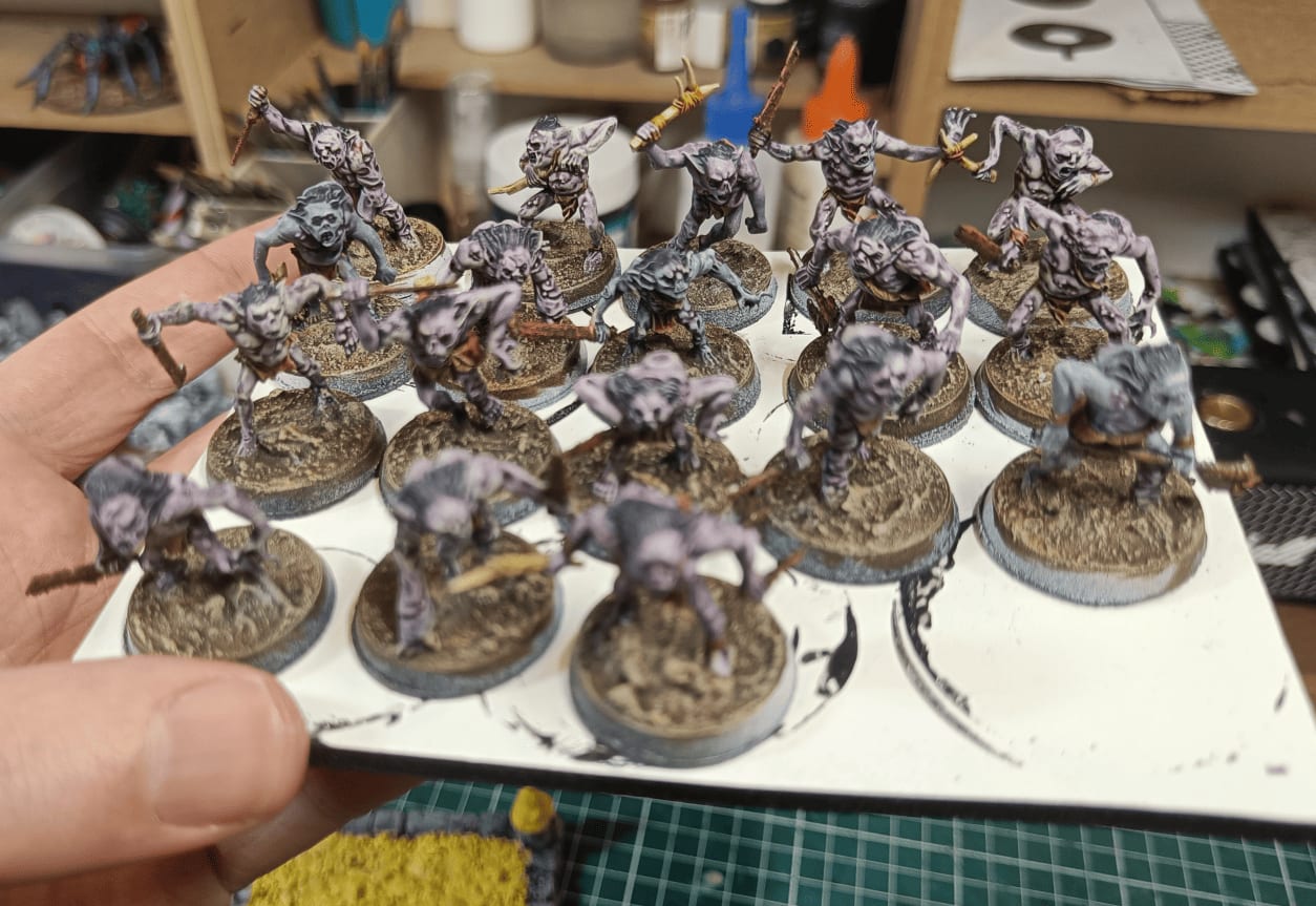 Group photo of all painted Troglodyte miniatures together