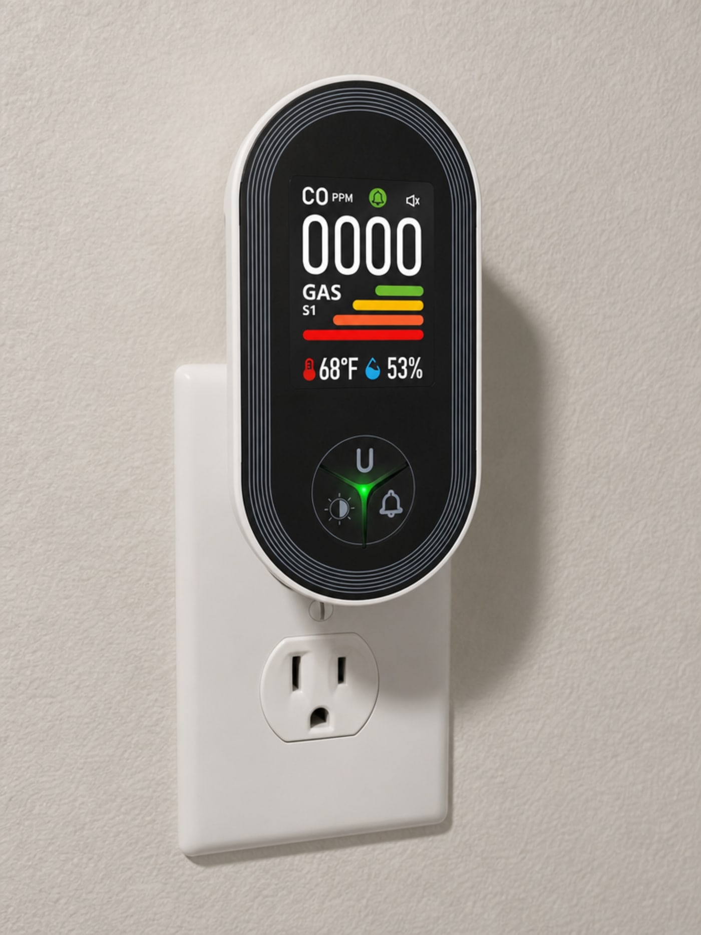VIGILOX plug-in monitor displayed in a wall outlet, color IPS screen showing CO: 0 PPM / 68°F / 53% RH — clean packshot on a modern home wall